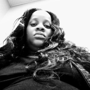 Meet your Posher, Candace